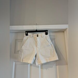 Everlane shorts